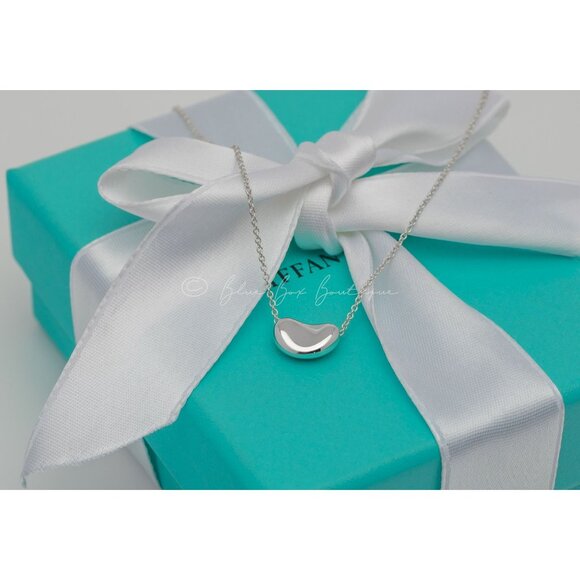 Tiffany & Co. Bean Necklace Elsa Peretti11mm Pendant in Silver on a 16" Chain - Picture 3 of 7